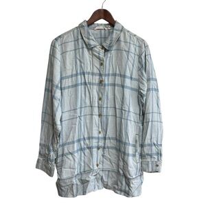 Soft Surroundings shirt shacket size medium Chambray blue Plaid pockets